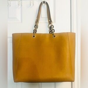 ❌SOLD❌ Michael Kors saffino leather shoulder bag